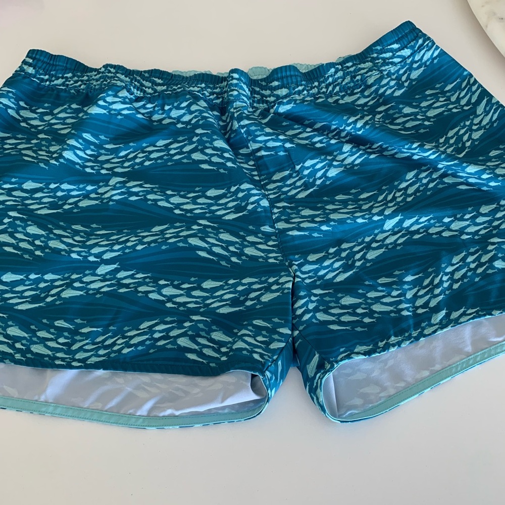 World Wide Sportsman Charter Print Pull-On Shorts for Ladies from bass pro